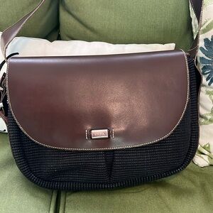 BIASIA shoulder purse - made in Italy. Brown and black